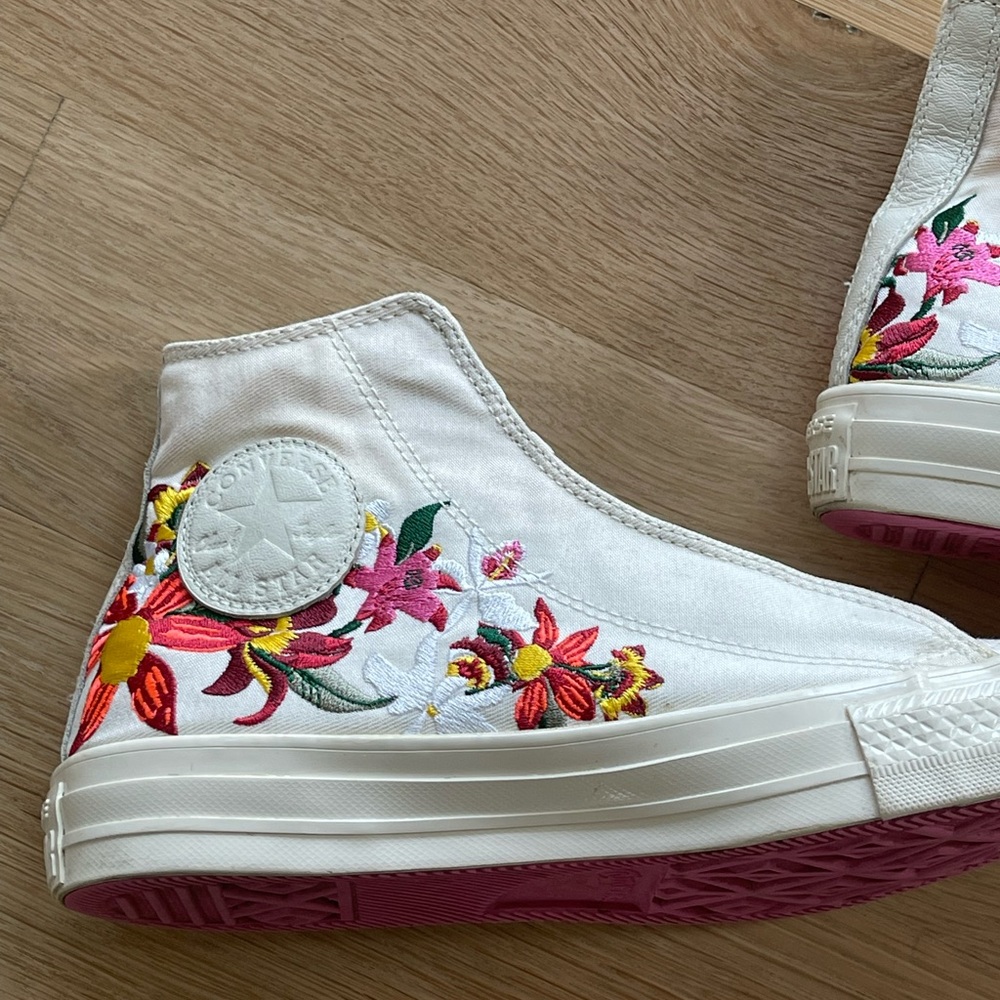 Cutest high tops